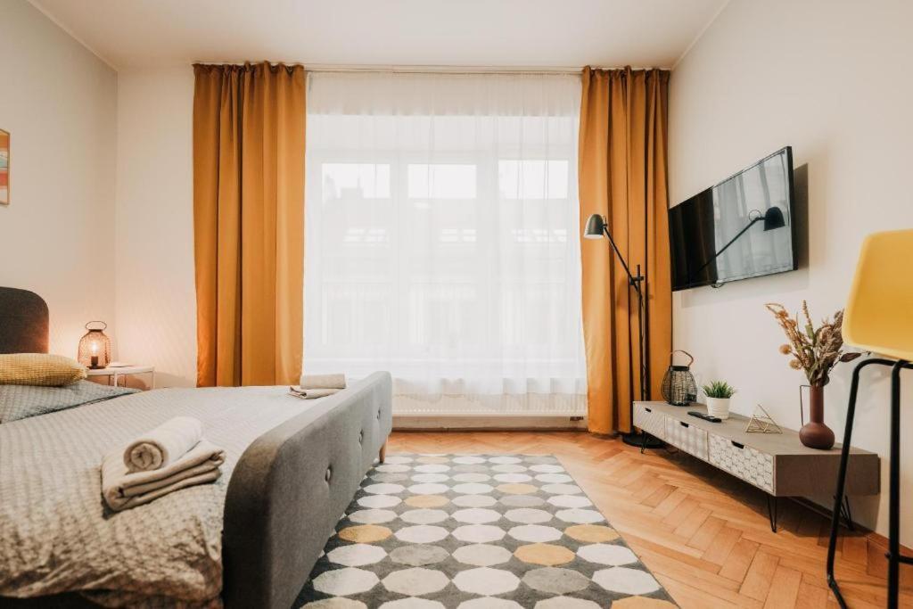 Citybeat Apartments, 400M From The Square Plzen Exterior photo